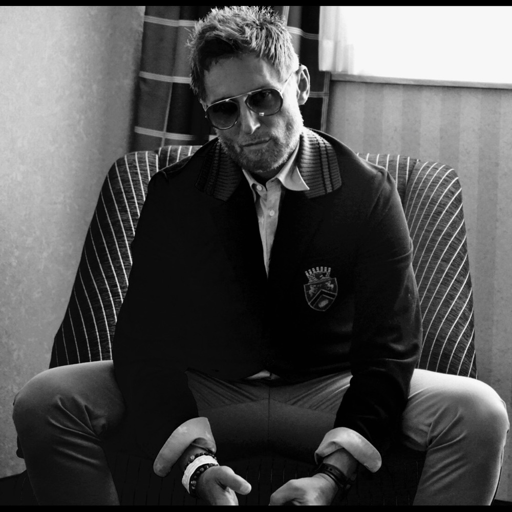 Meet your Posher, James